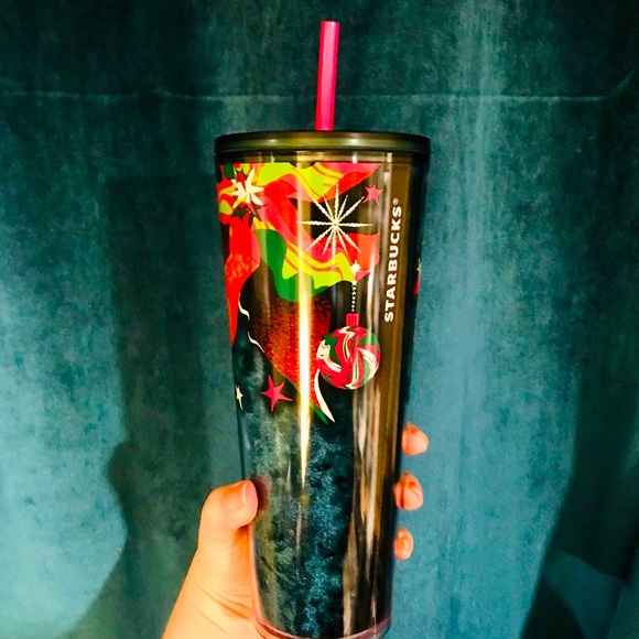 2023 Starbucks holiday cup - Picture 2 of 5